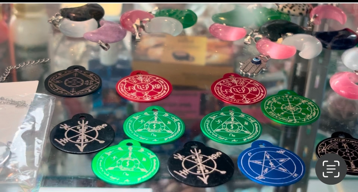 Amuletos de Protección